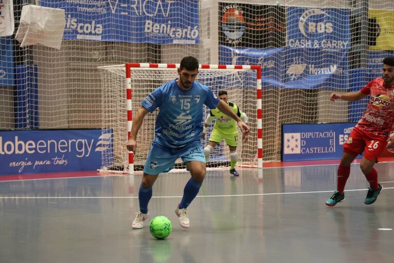 En este momento estás viendo Miguel Fernández: experiencia y gol para el HEROGRA Albolote FS